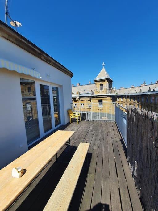 Beauty On The Rooftop With Ac And Rooftop Terrace بودابست المظهر الخارجي الصورة